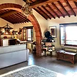Borgo * San Gusme