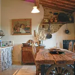 Borgo * San Gusme