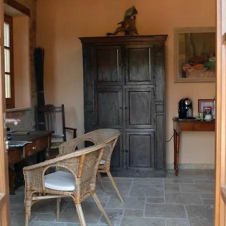 Borgo * San Gusme