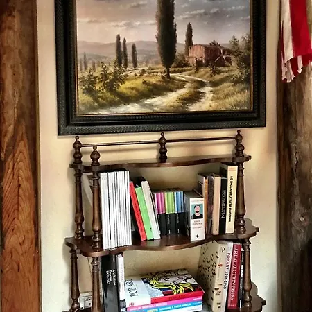 Borgo * San Gusme